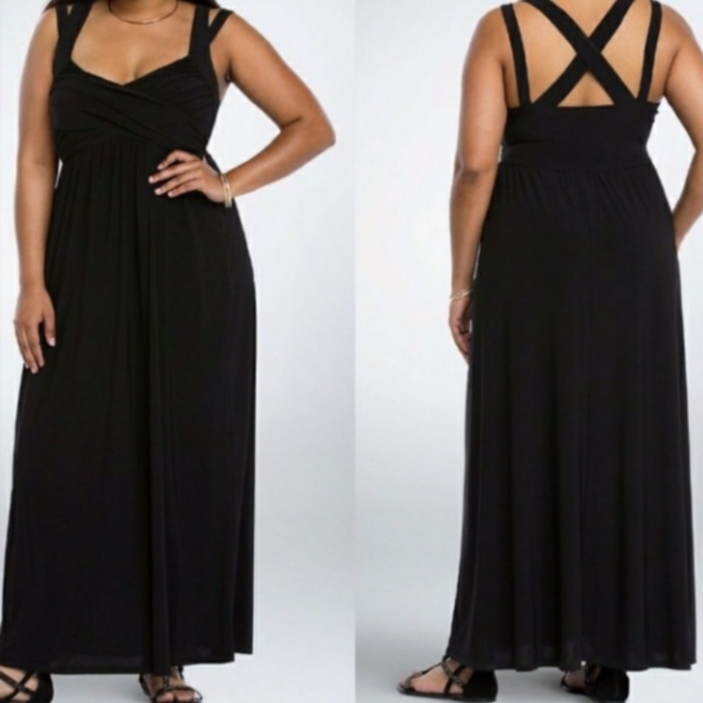 NWT Torrid Criss Cross Maxi Dress